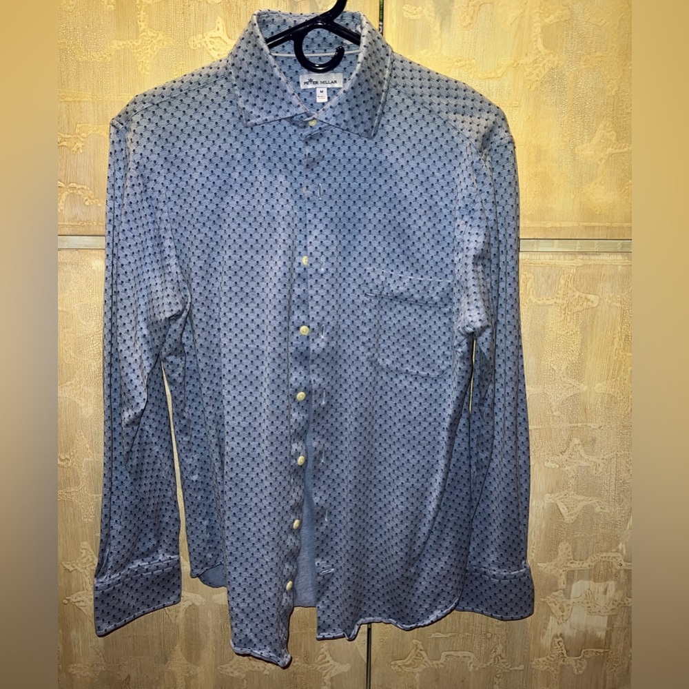 Peter Millar button down shirt skull with crossed clubs stretch material.